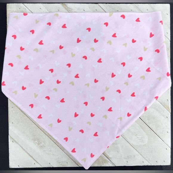 Pink heart bandana size large - Picture 1 of 2